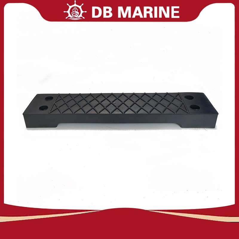 IMPA 232016 PILOT LADDER RUBBER STEP